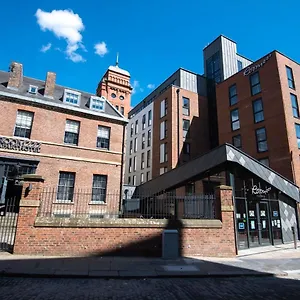 https://roomzzz-newcastle.hotels-newcastle-upon-tyne.com